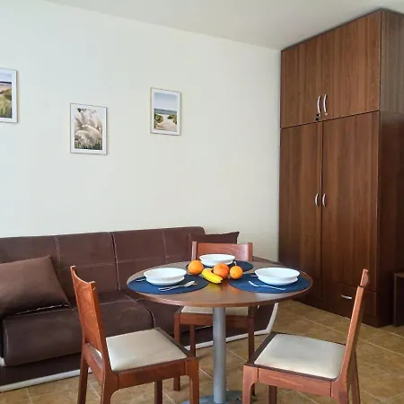 Morski Far Lighthouse-bastet Bs *