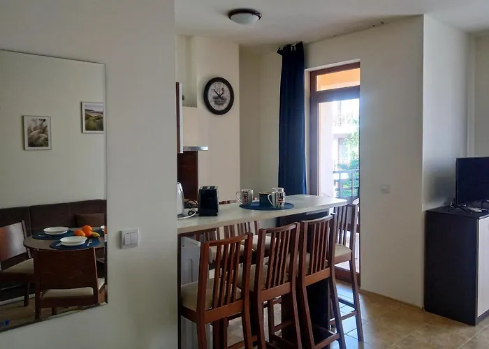 Morski Far Lighthouse-bastet Bs *